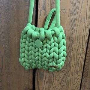 Elegant Green Knitted Shoulder Bag